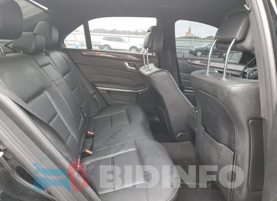 WDDHF8JB1FB116973 Photo# 10