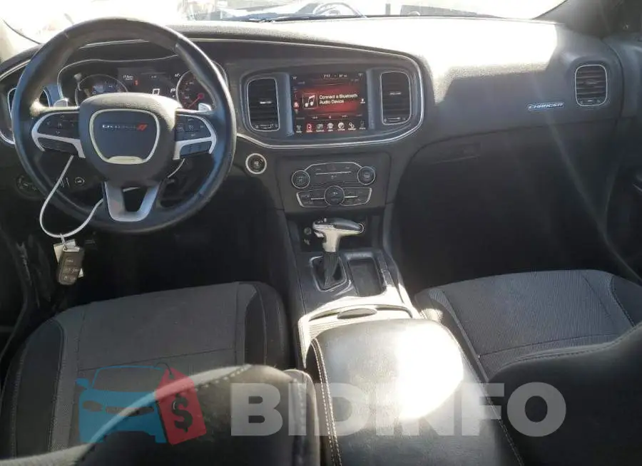 2C3CDXCT2GH227121 Photo# 8