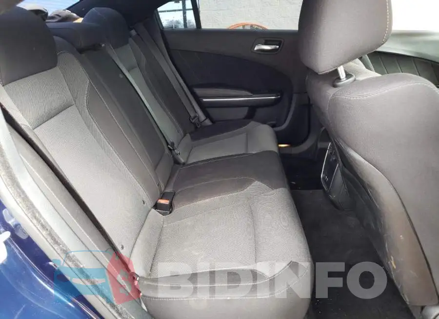 2C3CDXHG6FH747896 Photo# 10