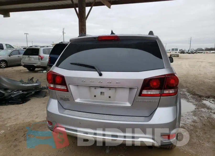 3C4PDCGB5GT138724 Photo# 6
