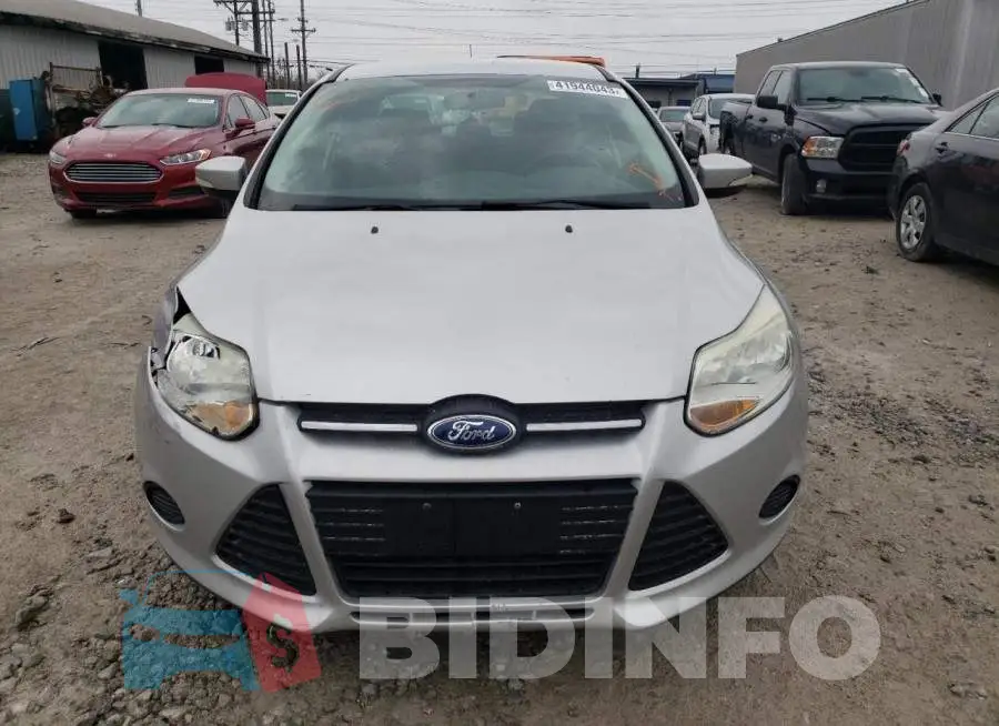 1FADP3F22EL459601 Photo# 5
