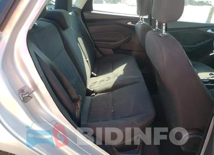 1FADP3F24FL354835 Photo# 6