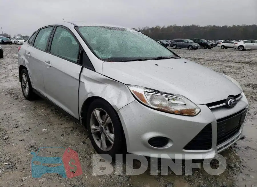 1FADP3F28EL415621 Photo# 4