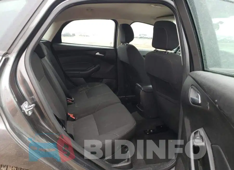 1FADP3K28JL218416 Photo# 10