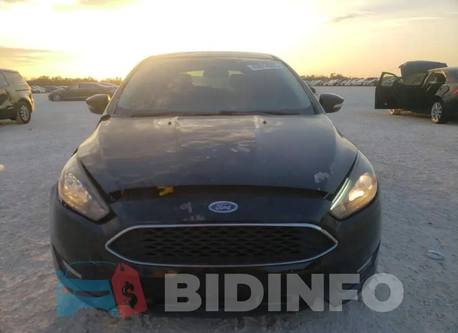 1FADP3M23JL220488 Photo# 5