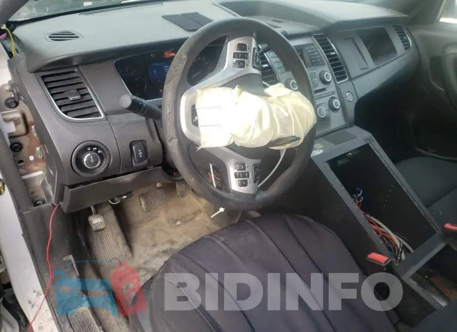 1FAHP2MK7HG126337 Photo# 8