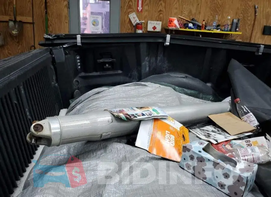 1FTFX1EF0HFB51308 Photo# 12