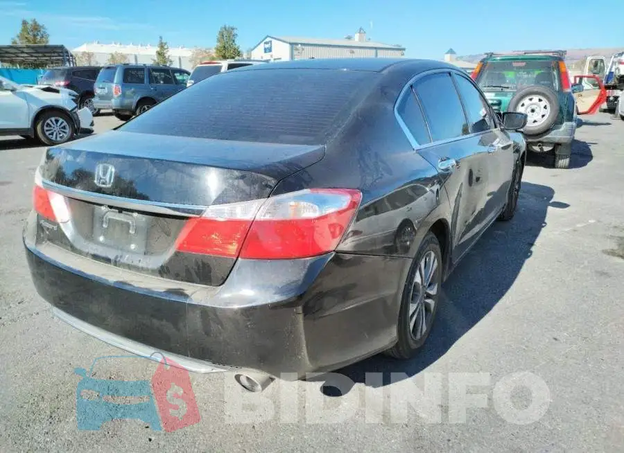 1HGCR2F30EA243536 Photo# 4