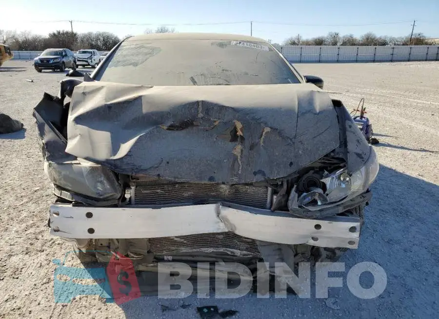 2HGFB2F70FH564807 Photo# 5