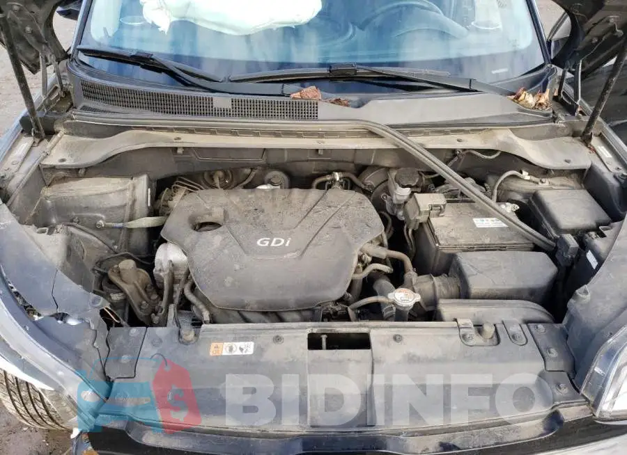 KNDJN2A28F7772974 Photo# 11