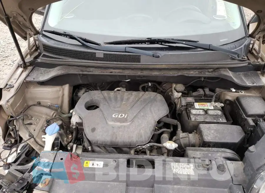 KNDJN2A29E7057569 Photo# 11