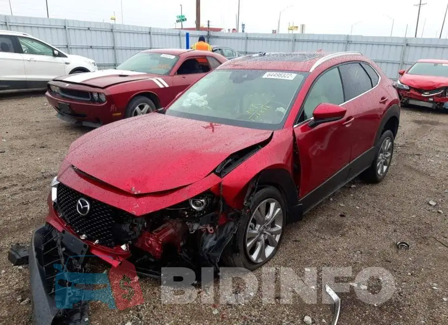 3MVDMBEM2LM121898 Photo# 2