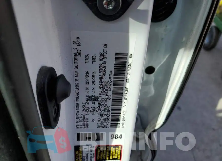 3TMCZ5AN9LM301927 Photo# 12