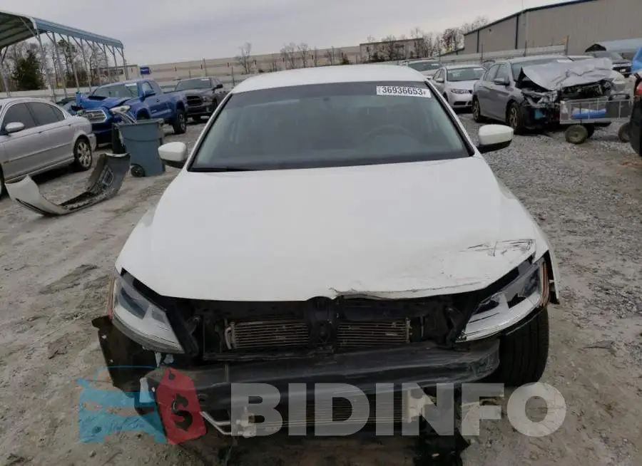 3VW2B7AJ9HM277478 Photo# 5