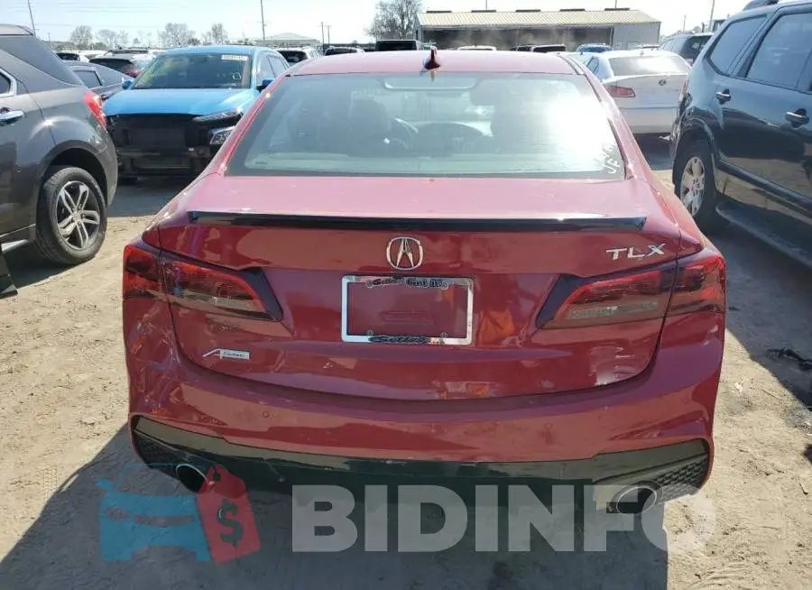 19UUB2F65KA006474 Photo# 6