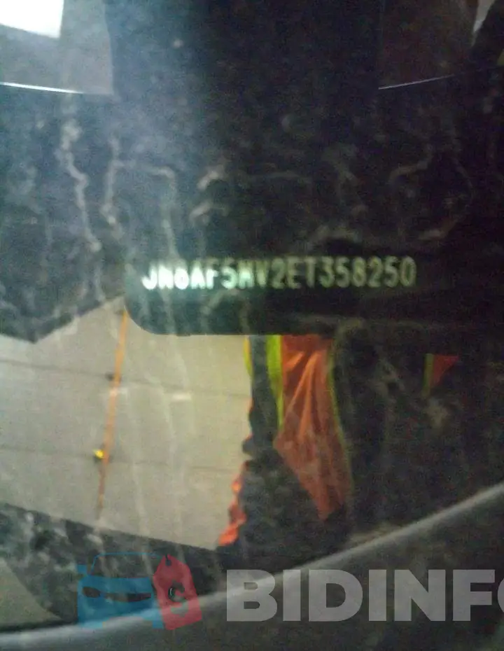 JN8AF5MV2ET358250 Photo# 12