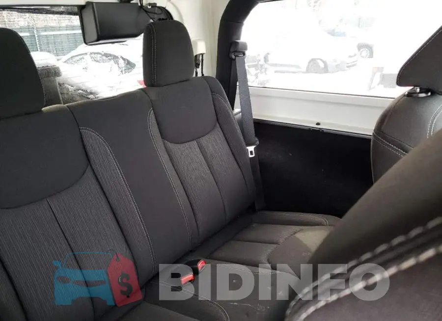 1C4AJWBG5GL112882 Photo# 10