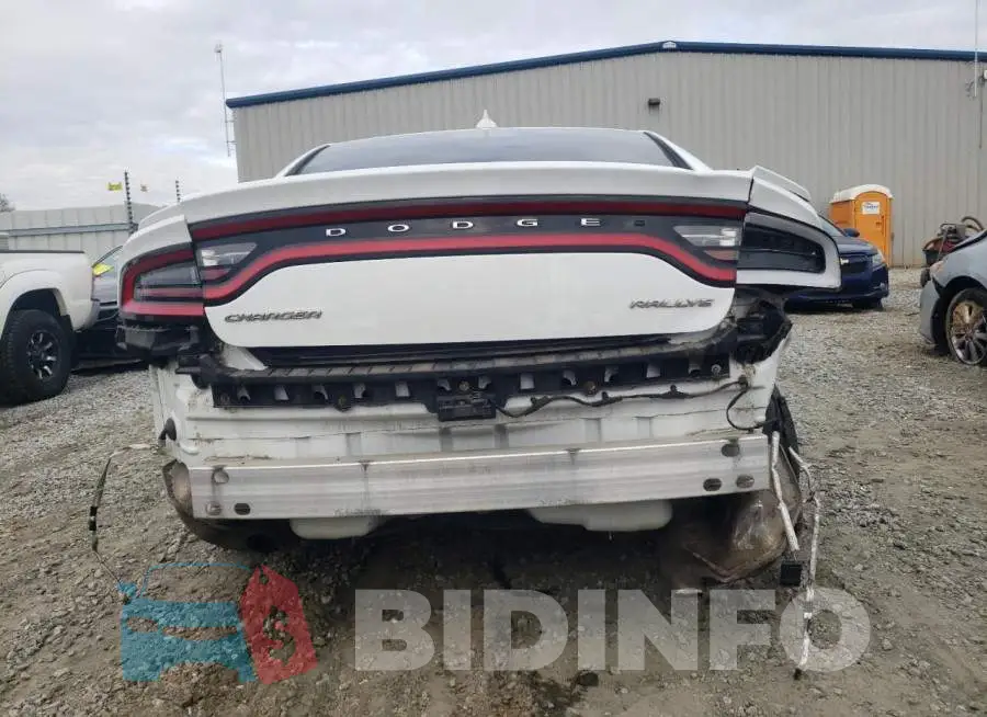 2C3CDXHG2FH726446 Photo# 6