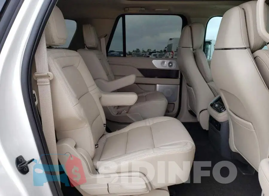5LMJJ3LT9MEL20749 Photo# 11