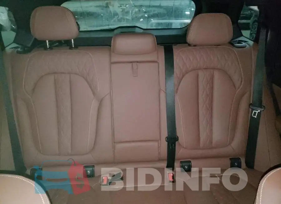 5UXCR6C06M9E76273 Photo# 10