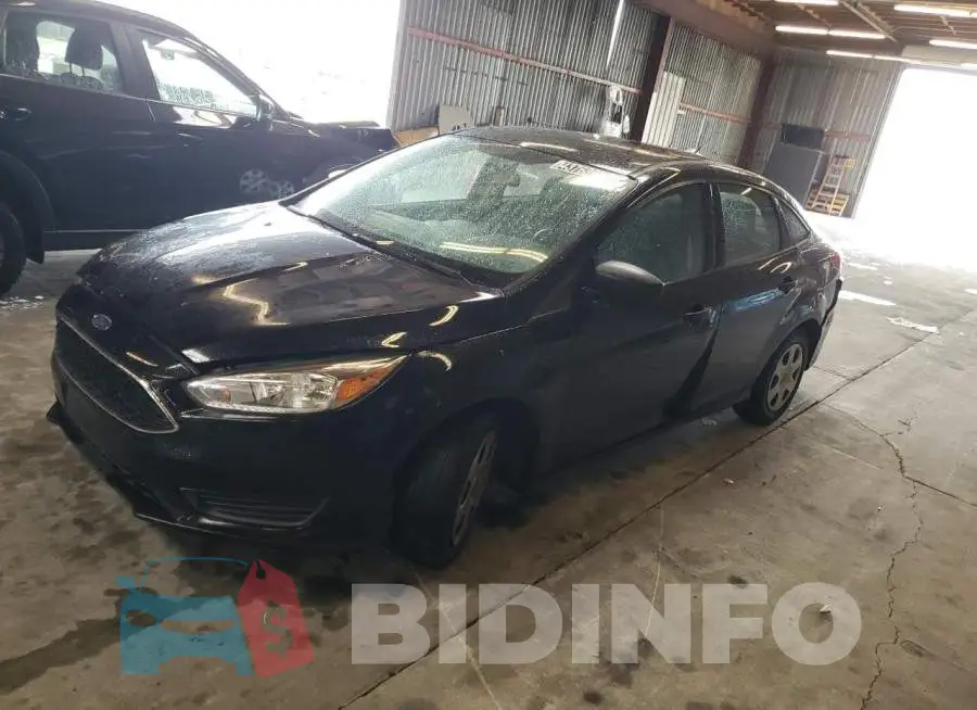 1FADP3E27JL236451 Photo# 1