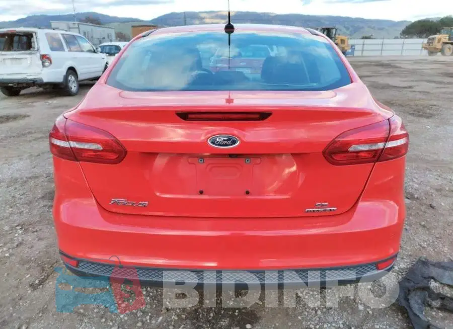 1FADP3F27GL283521 Photo# 6