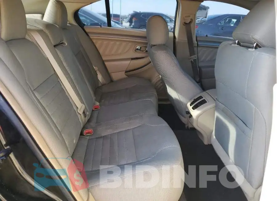 1FAHP2D80FG159388 Photo# 10