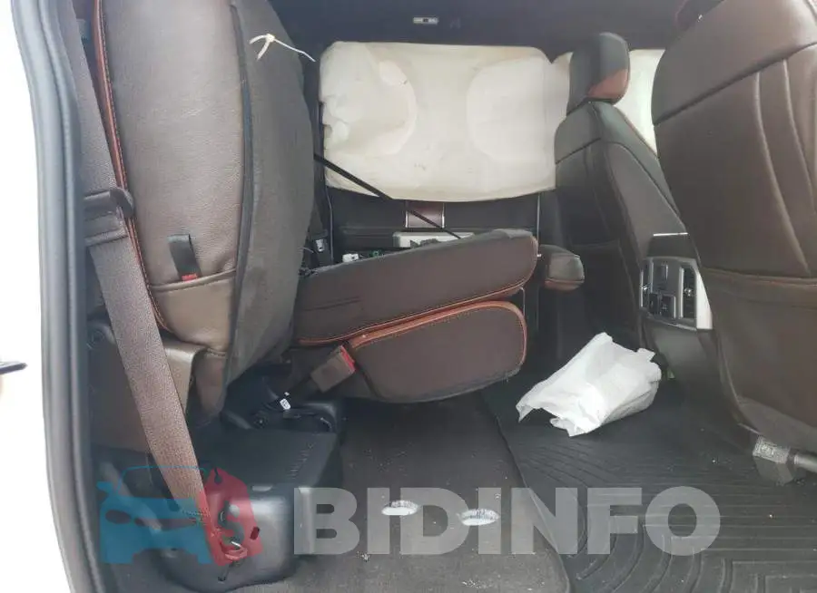 1FT8W2BT1NEF40231 Photo# 10