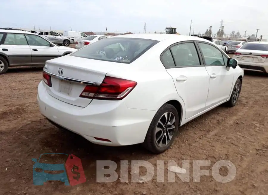 19XFB2F82EE265174 Photo# 4