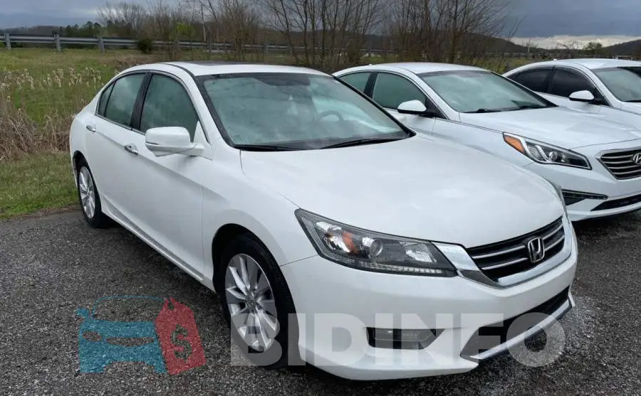 1HGCR2F75EA178668 Photo# 1