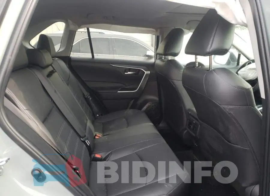 2T3A1RFV6NW319480 Photo# 11