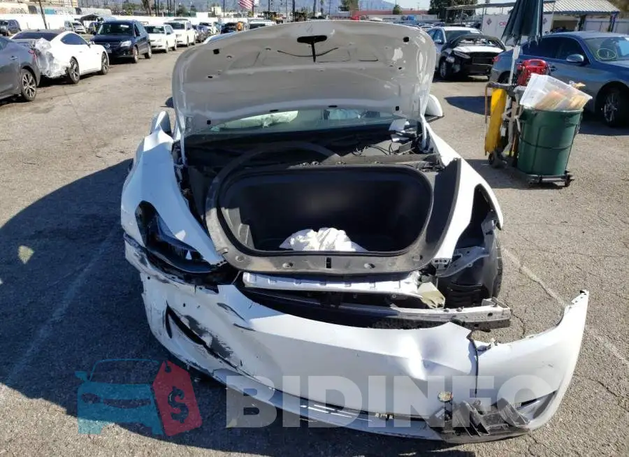 5YJYGDEF9MF230212 Photo# 5
