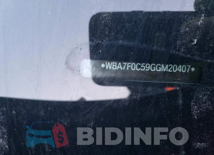 WBA7F0C59GGM20407 Photo# 12