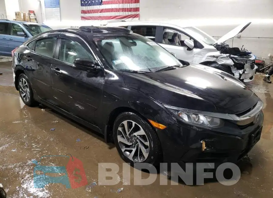 19XFC2F77HE021934 Photo# 4