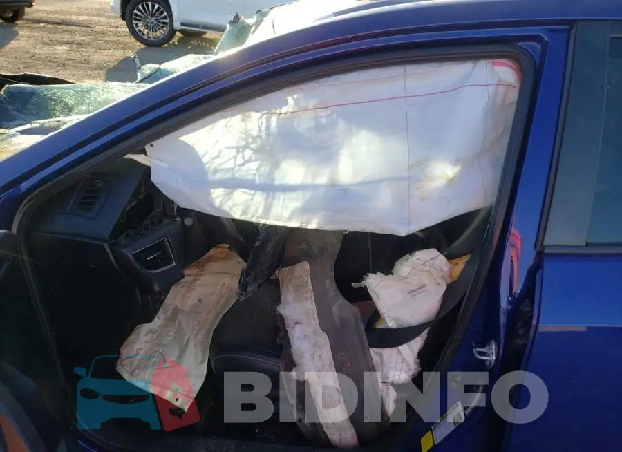 2T1BURHE1FC242537 Photo# 7
