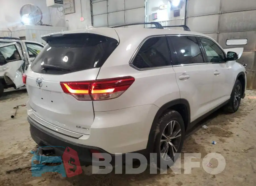 5TDBZRFH0KS714582 Photo# 3
