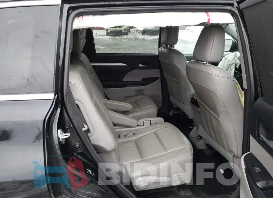 5TDJKRFH6GS503832 Photo# 10