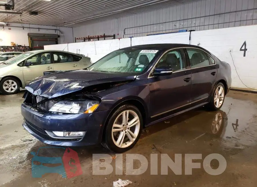 1VWCT7A3XEC070047 Photo# 1
