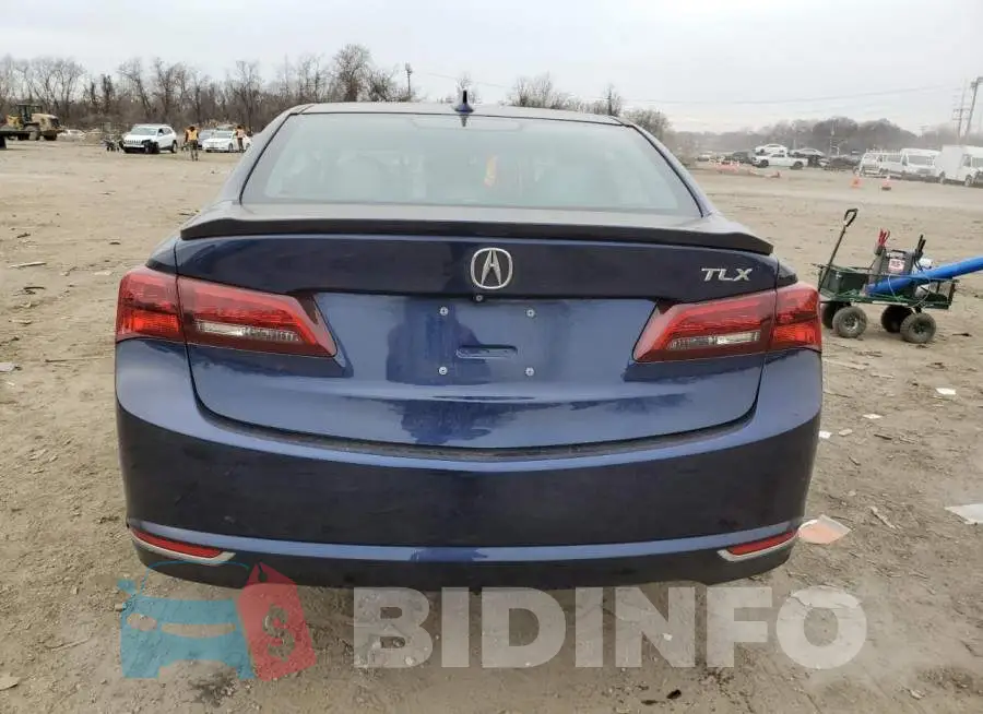 19UUB2F58FA007342 Photo# 6
