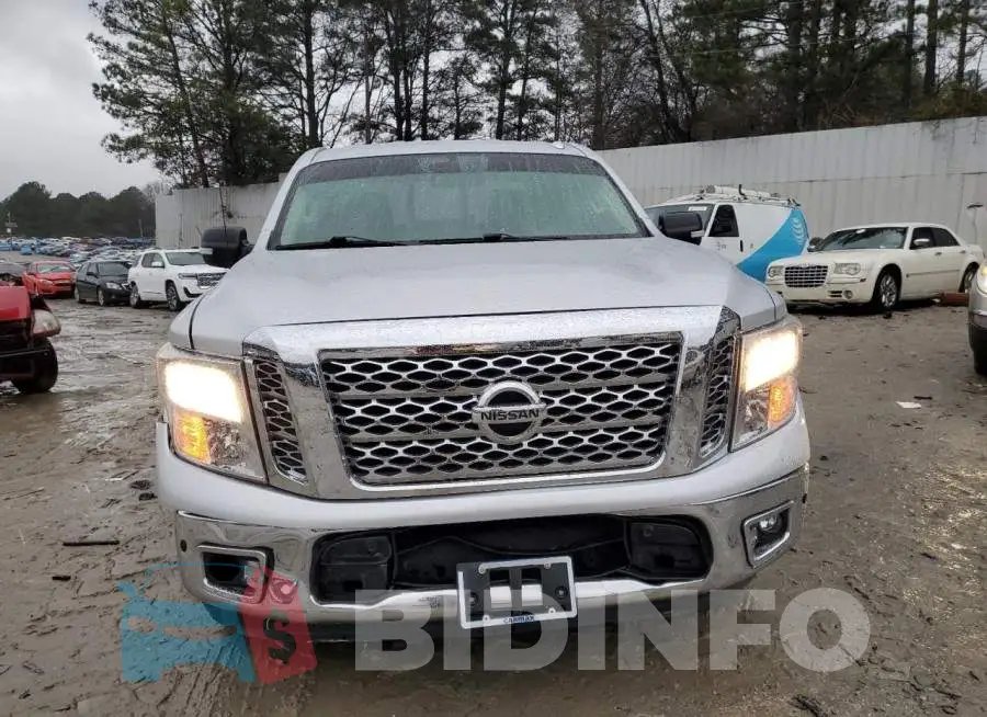 1N6AA1E68HN558842 Photo# 5