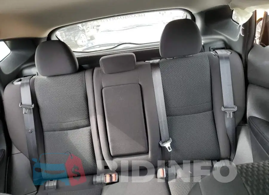 JN1BJ1CP8HW016026 Photo# 10