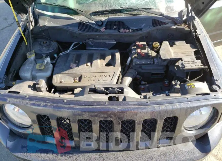 1C4NJPBB9FD158350 Photo# 12