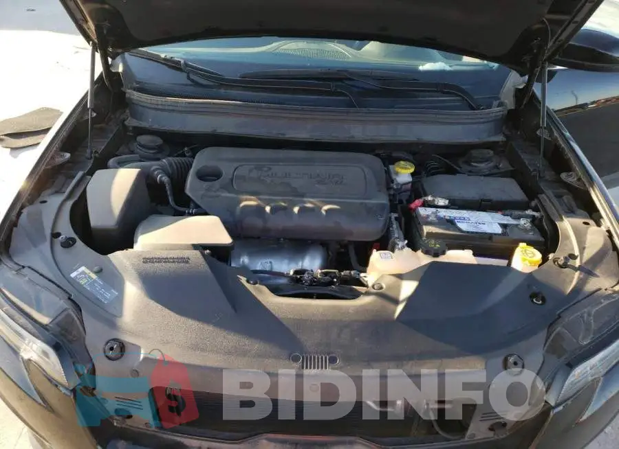 1C4PJLDB9KD275080 Photo# 12