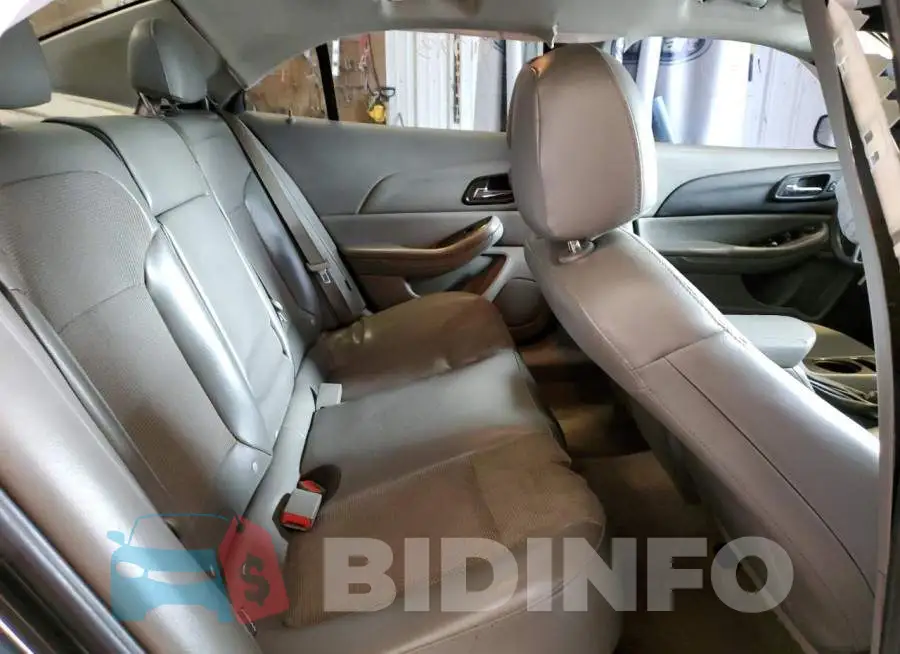 1G11E5SL1EF284889 Photo# 6