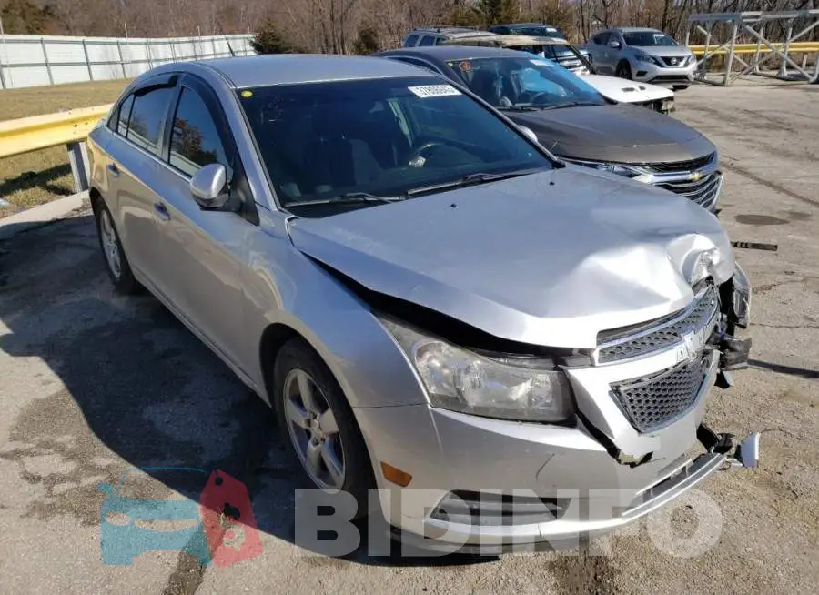 1G1PC5SB5E7244364 Photo# 4