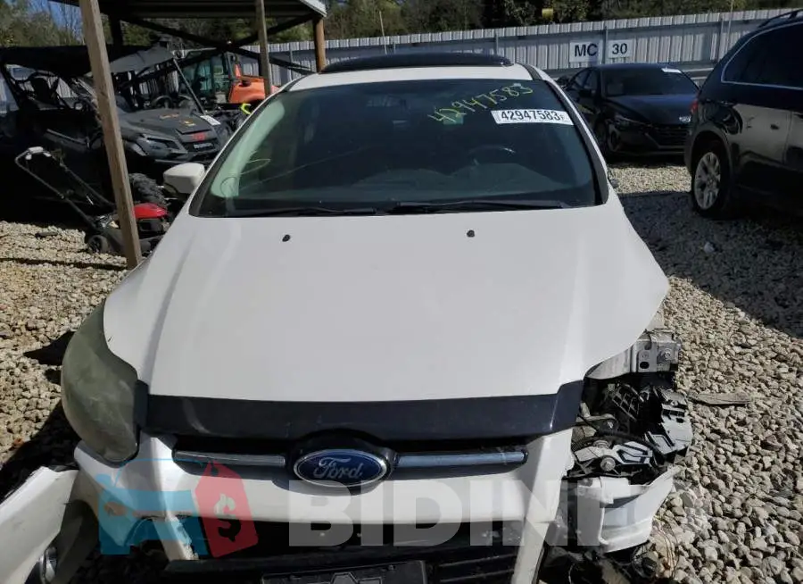 1FADP3N26EL320024 Photo# 5