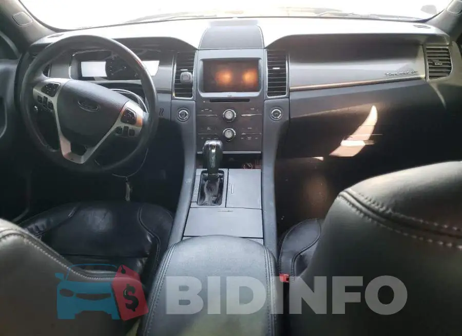 1FAHP2E82FG130182 Photo# 8