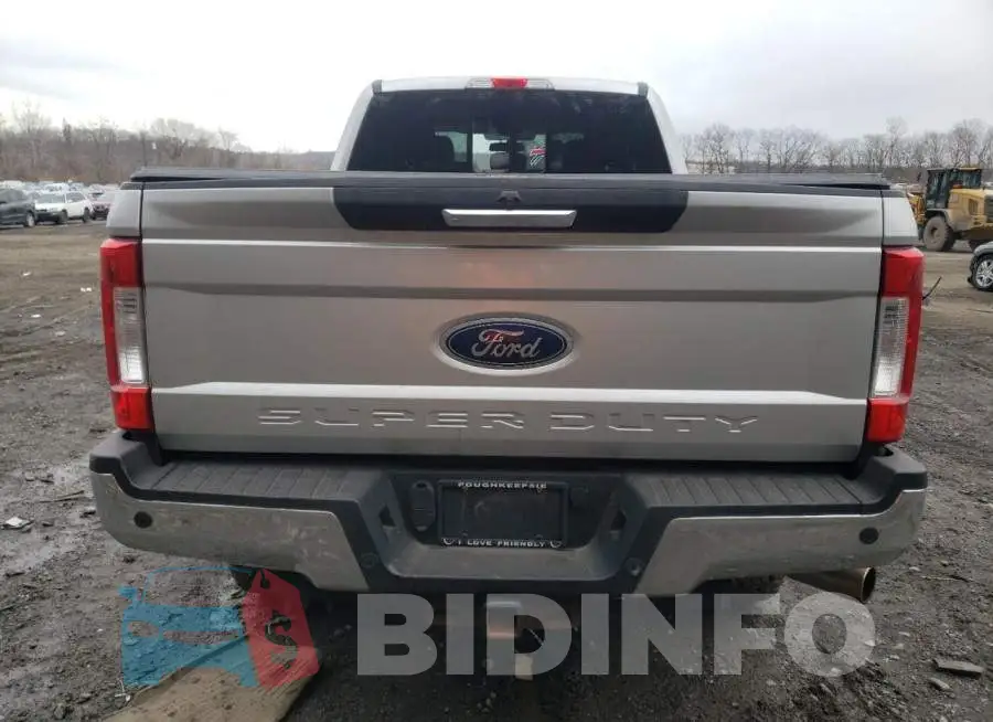 1FT7X2B65JEB55798 Photo# 6