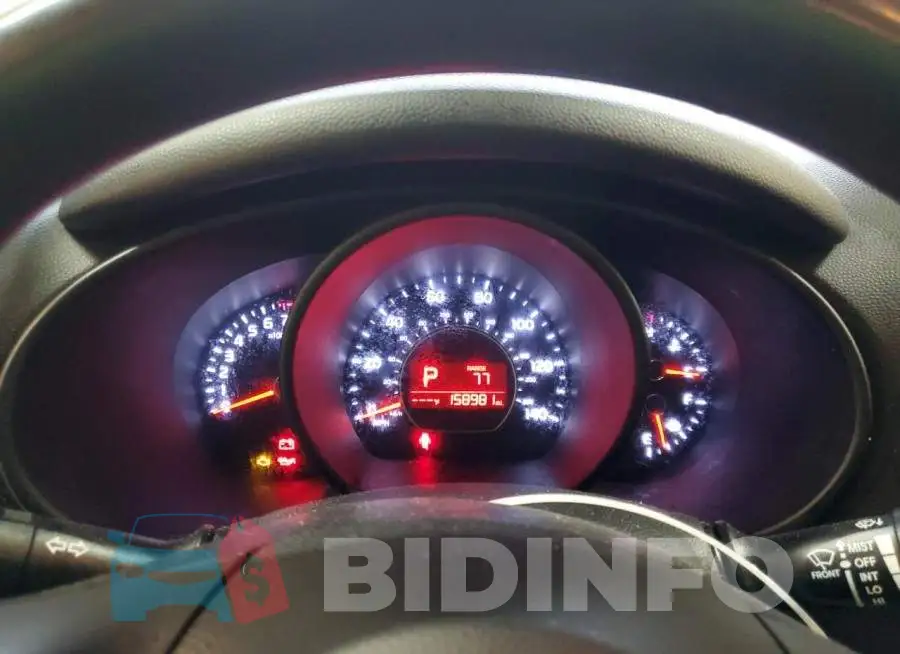 KNDJN2A2XF7161621 Photo# 9