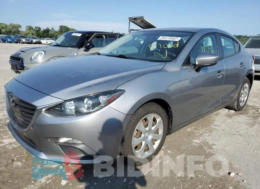 3MZBM1T77GM307018 Photo# 2